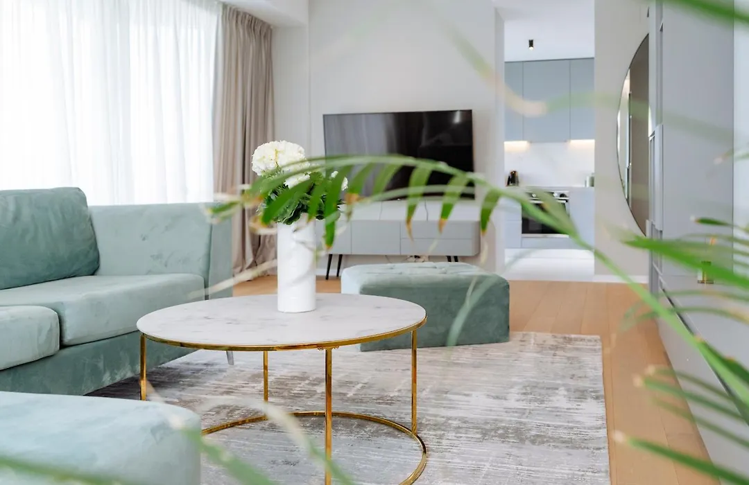 One Mircea Eliade Apartments With City & Park Views-1